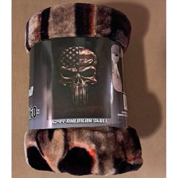 New Proud American Skull Patriotic US Flag Plush Throw Blanket USA Skeleton Head - Picture 2 of 2
